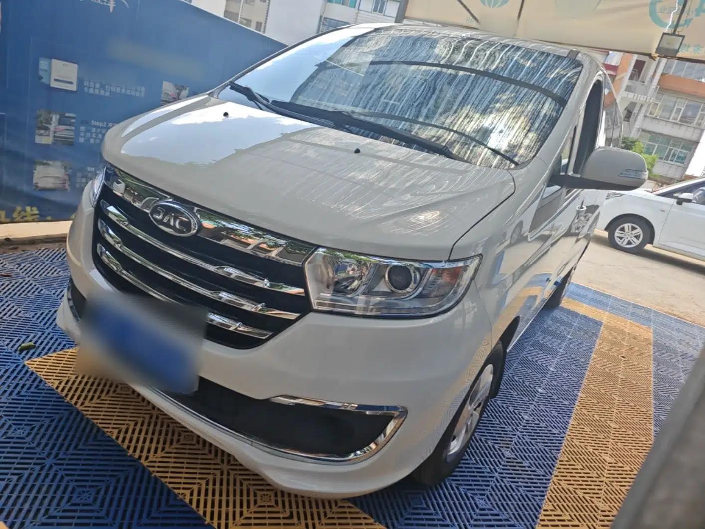 JAC Refine M3 2024 PLUS 2.0L HEV Smart Connect Edition — миниатюра 1