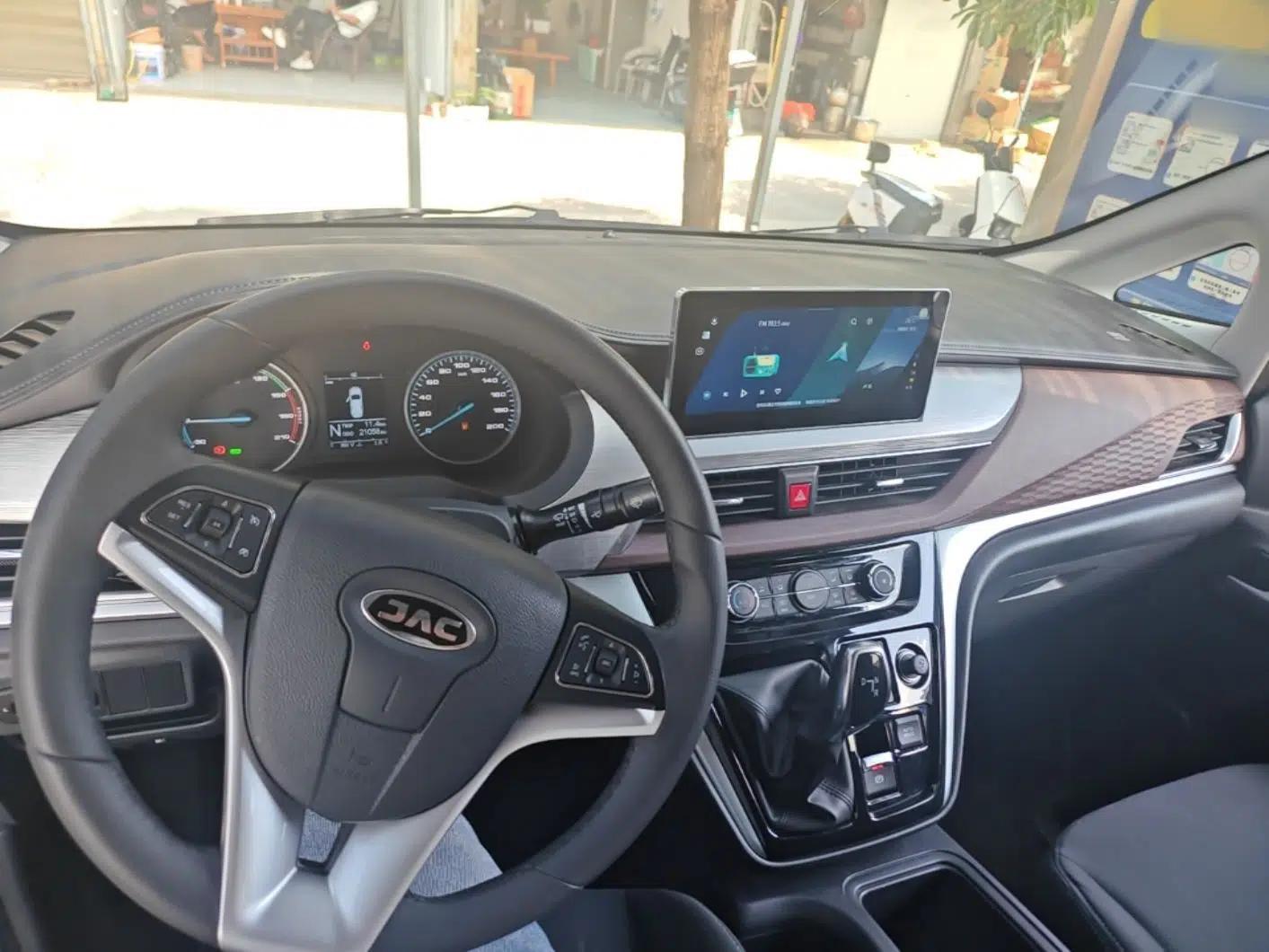 JAC Refine M3 2024 PLUS 2.0L HEV Smart Connect Edition — миниатюра 13