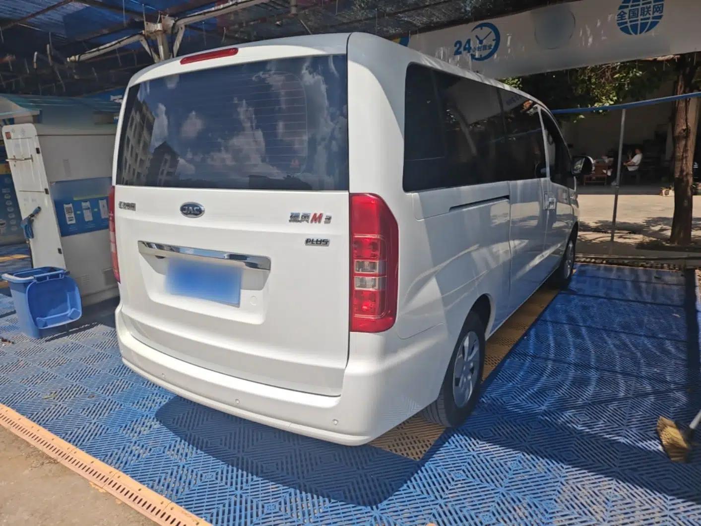 JAC Refine M3 2024 PLUS 2.0L HEV Smart Connect Edition — миниатюра 6