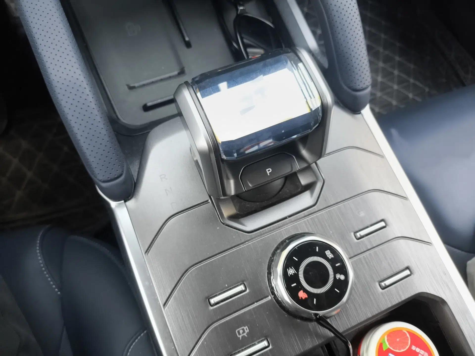 JETOUR Shanhai Traveler C-DM 2024 C-DM 208KM Mountain & Wilderness Edition — миниатюра 13