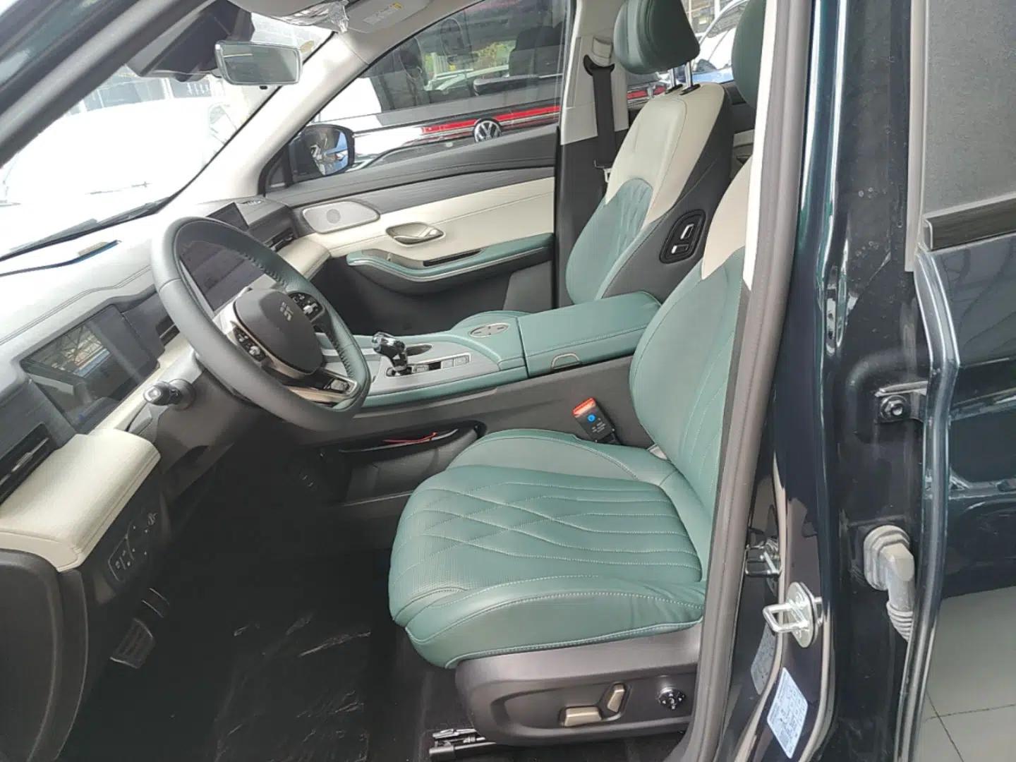 JETOUR Shanhai L9 2024 1.5TD 2DHT Pro 5-Seater — миниатюра 18