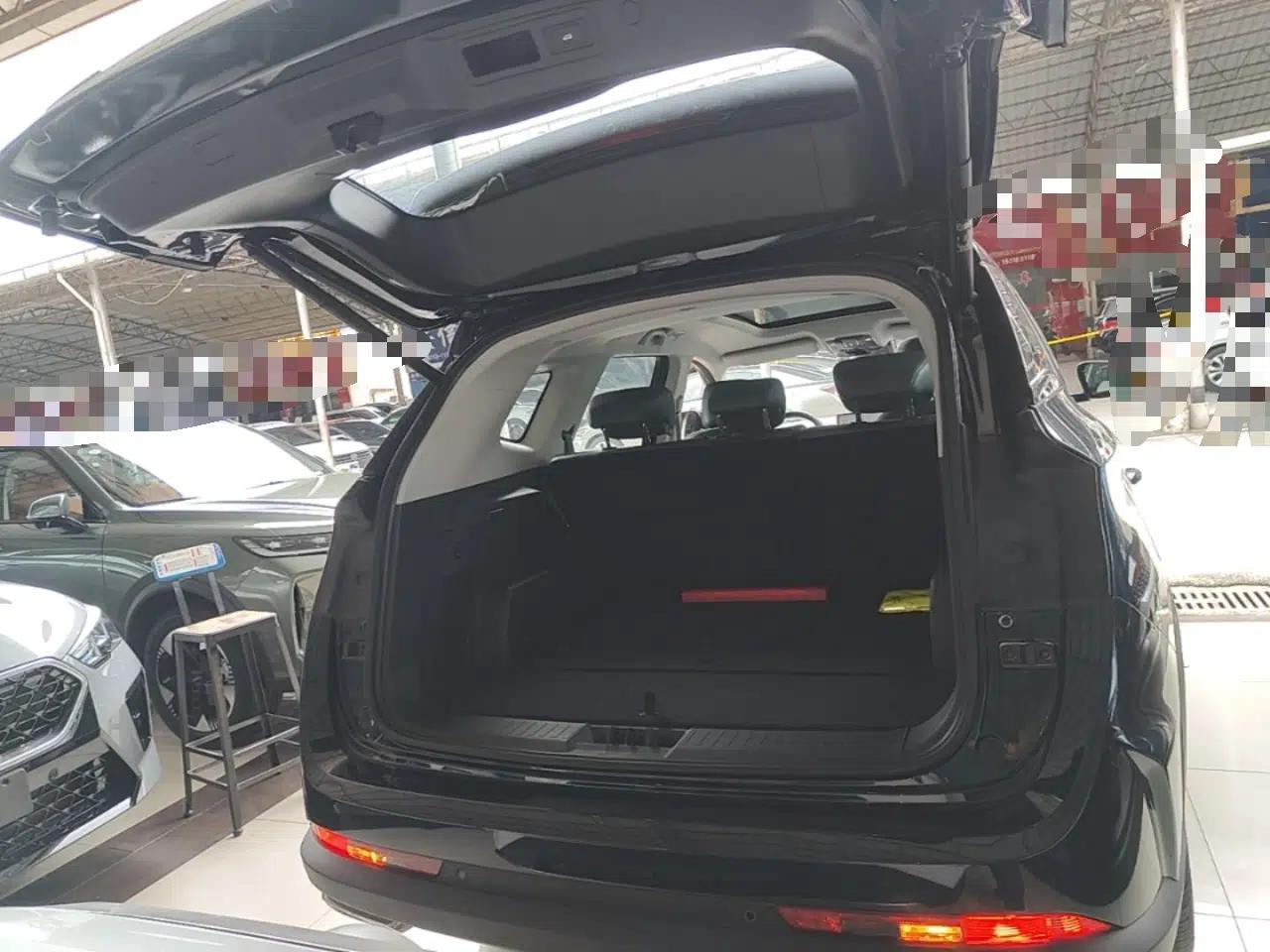 JETOUR Shanhai L9 2024 1.5TD 2DHT Pro 5-Seater — миниатюра 22