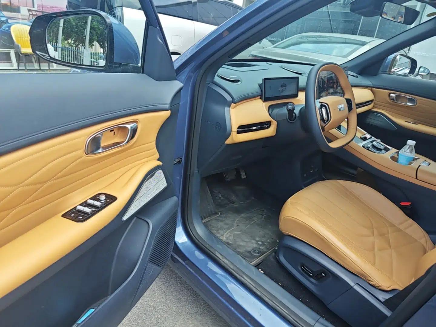 Geely Galaxy Xingjian 7 EM-i 2025 120km Navigator Edition — миниатюра 19