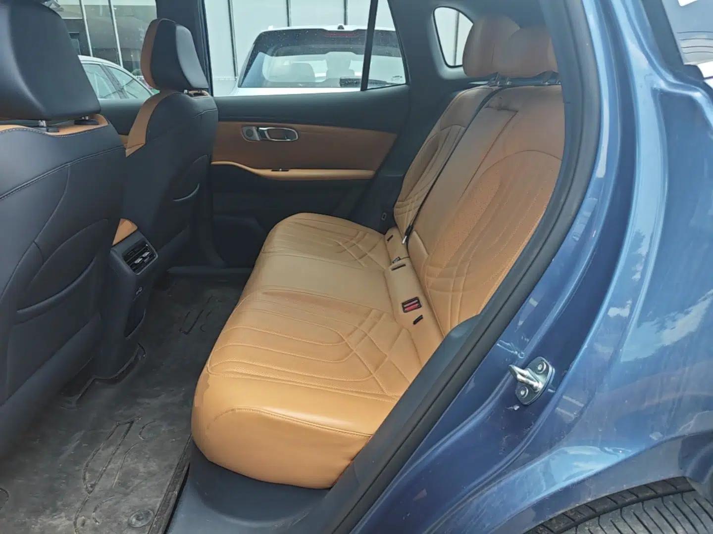 Geely Galaxy Xingjian 7 EM-i 2025 120km Navigator Edition — миниатюра 20