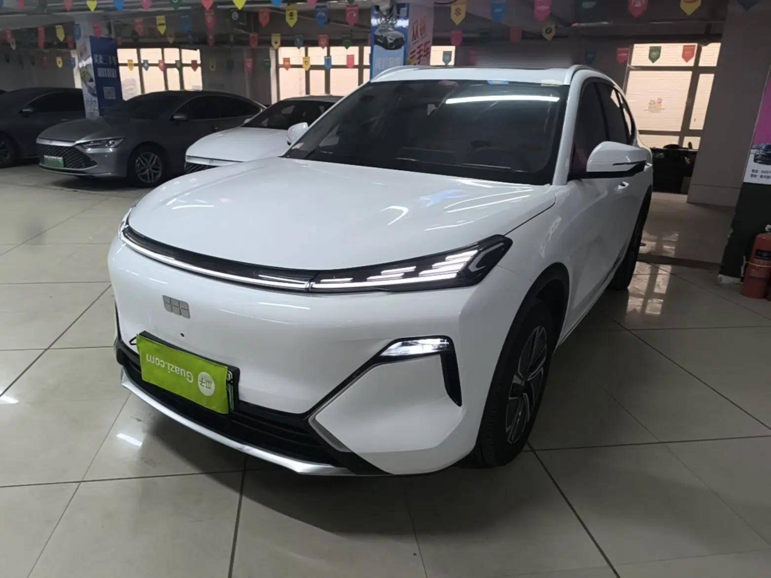 Geely Galaxy Xingjian 7 EM-i 2025 120km Launch+ Version — миниатюра 1