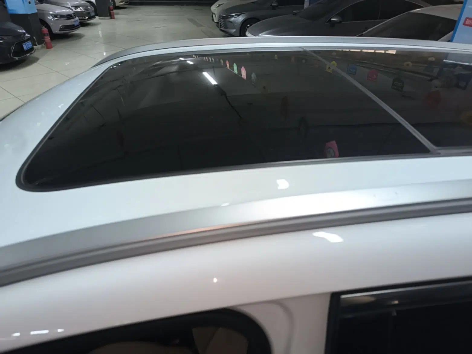 Geely Galaxy Xingjian 7 EM-i 2025 120km Launch+ Version — миниатюра 11
