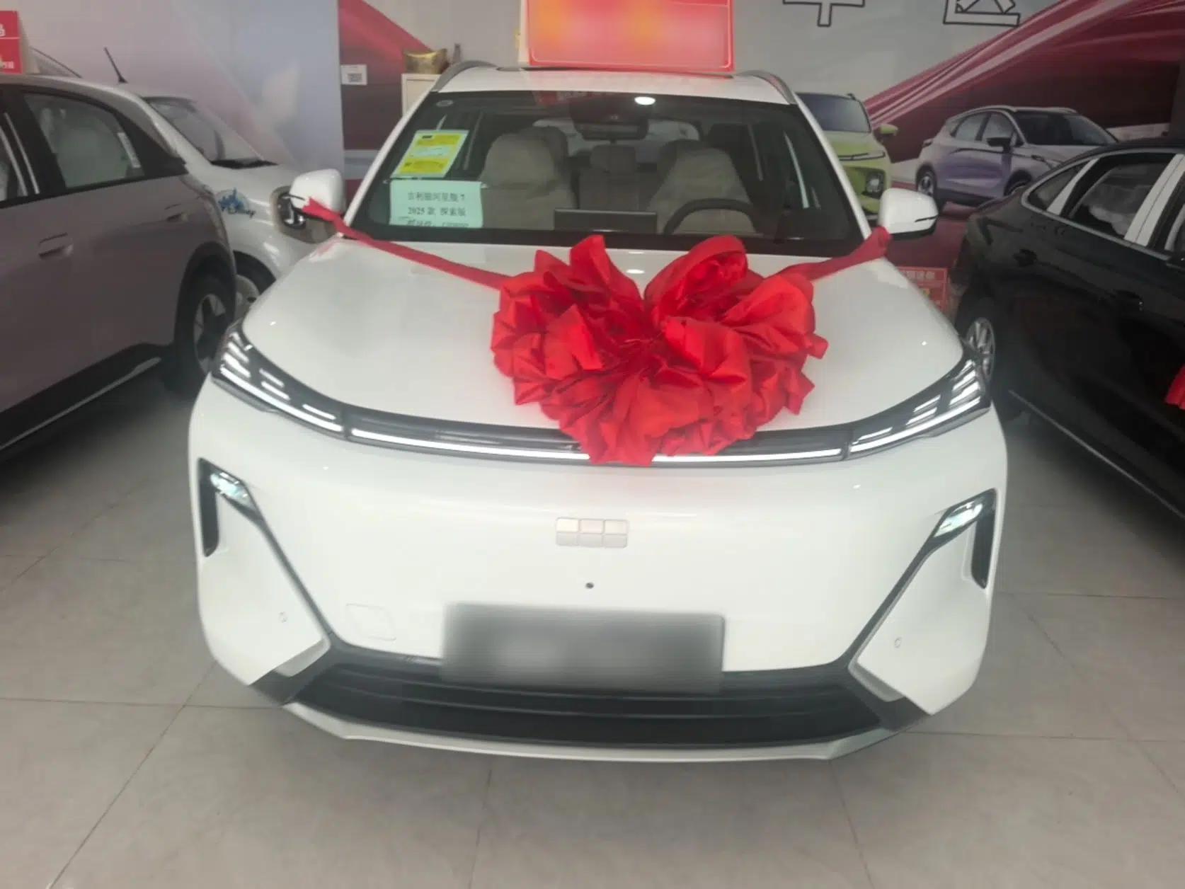 Geely Galaxy Xingjian 7 EM-i 2025 120km Exploration+ Version — миниатюра 2