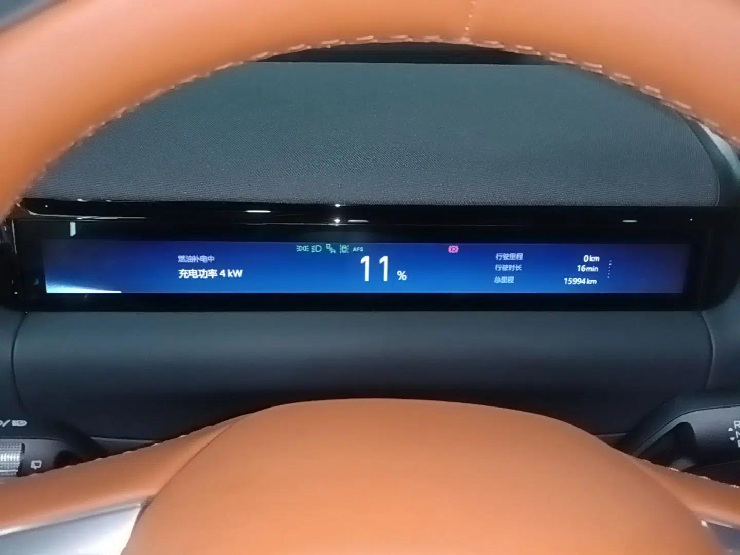 Geely Galaxy M9 2025 Model 210km Four-Wheel-Drive Leading Edition — миниатюра 15