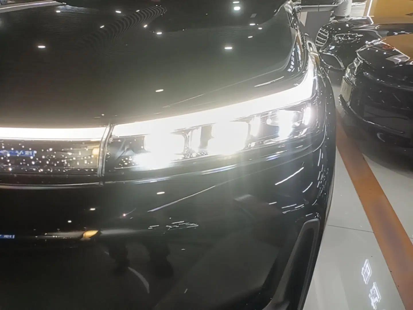 Geely Galaxy M9 2025 Model 210km Four-Wheel-Drive Leading Edition — миниатюра 9