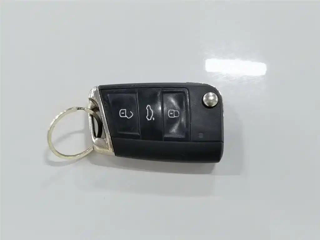 2021 Volkswagen T-Cross 1.5L Automatic Smart Connect Edition — миниатюра 19