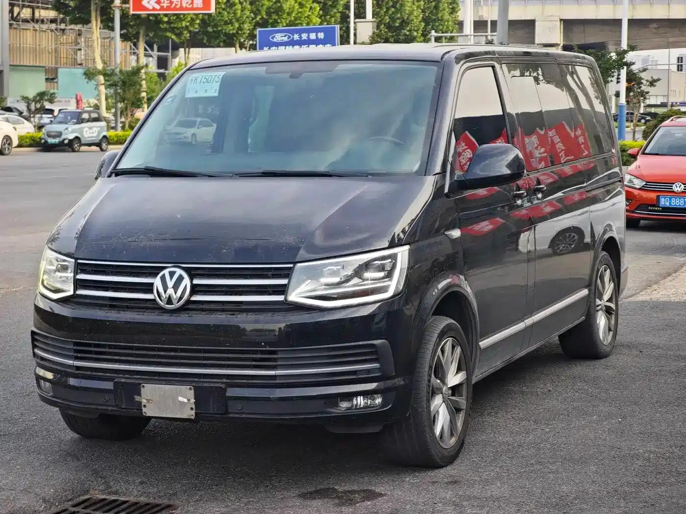 Multivan 2017 2.0TSI 2WD Luxury 7-Seater — миниатюра 2