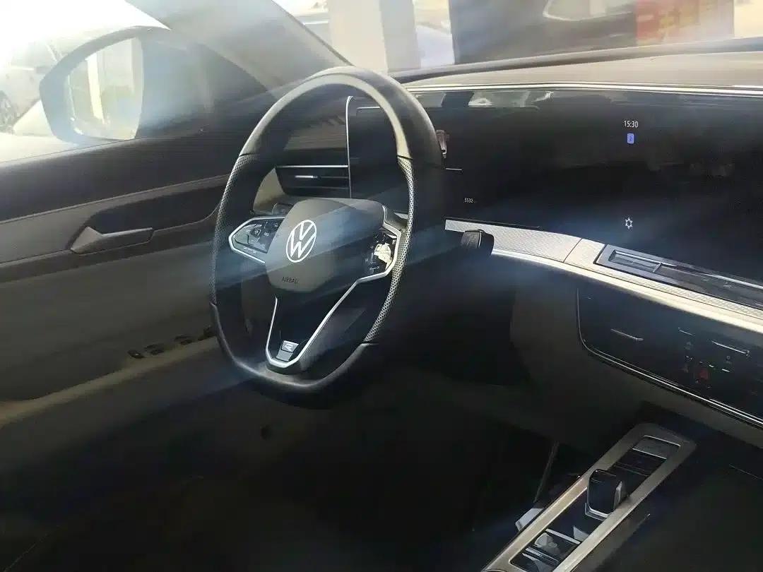2024 Range Rover 380TSI AWD R-Line Cruiser — миниатюра 11