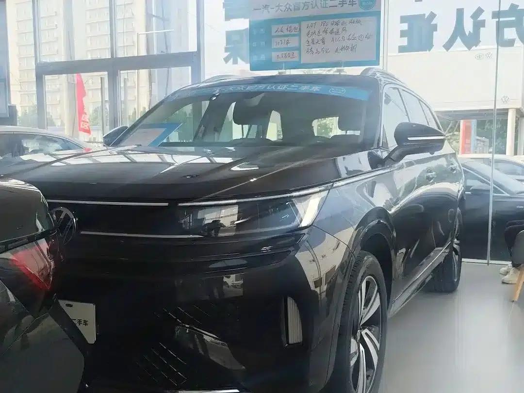 2024 Range Rover 380TSI AWD R-Line Cruiser — миниатюра 3