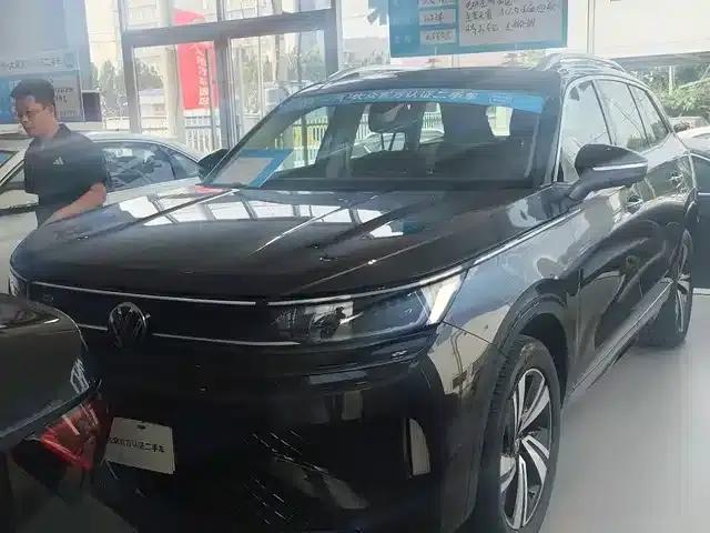2024 Range Rover 380TSI AWD R-Line Cruiser