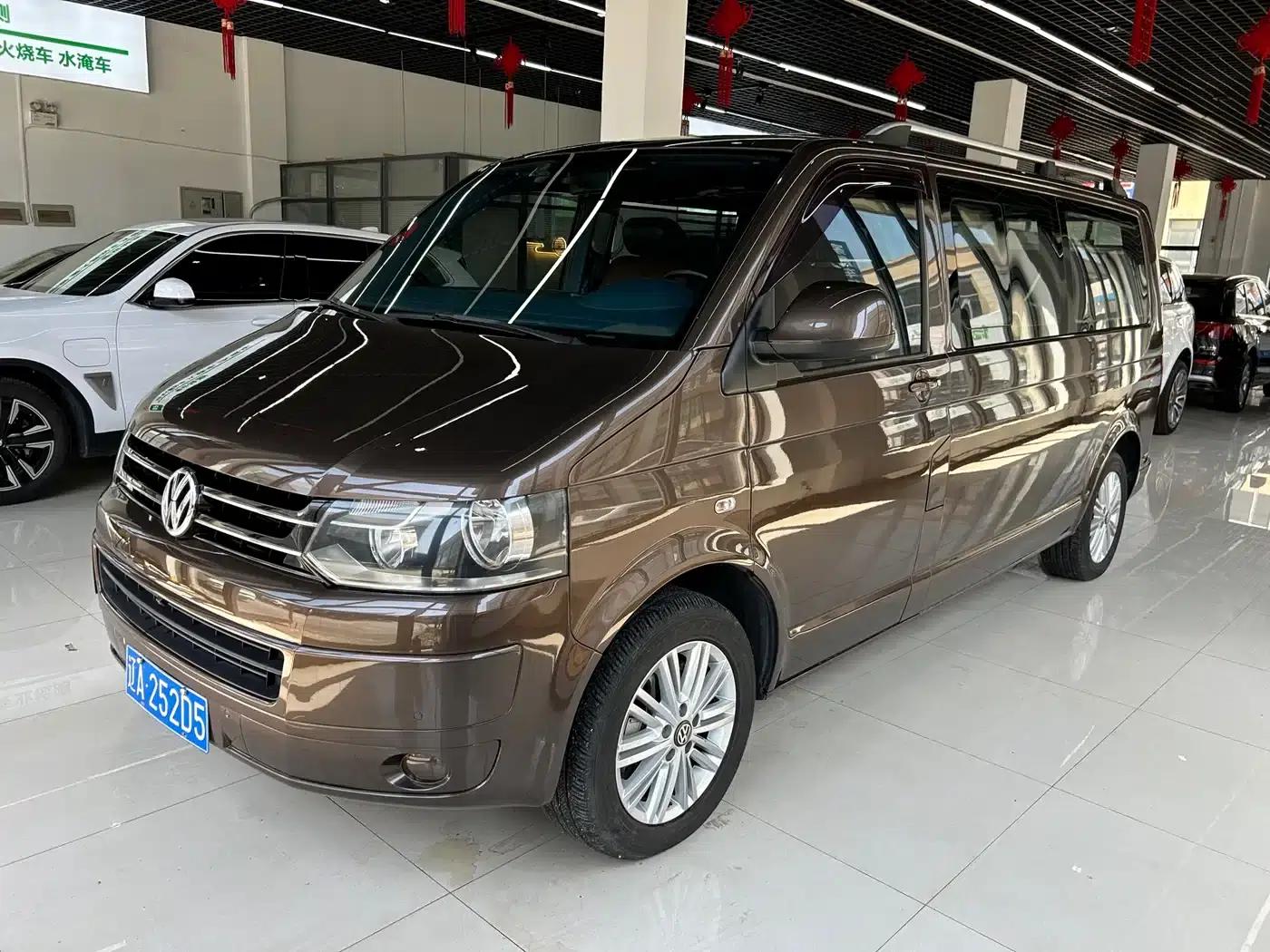Caravelle 2014 2.0TSI 4WD Comfort Edition — миниатюра 1