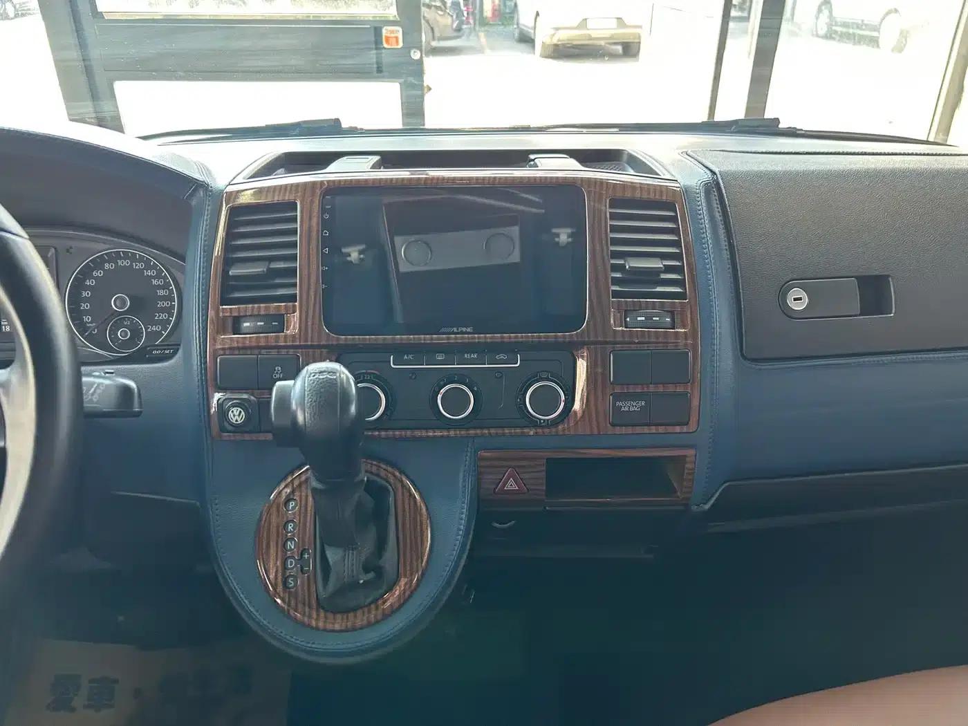 Caravelle 2014 2.0TSI 4WD Comfort Edition — миниатюра 12
