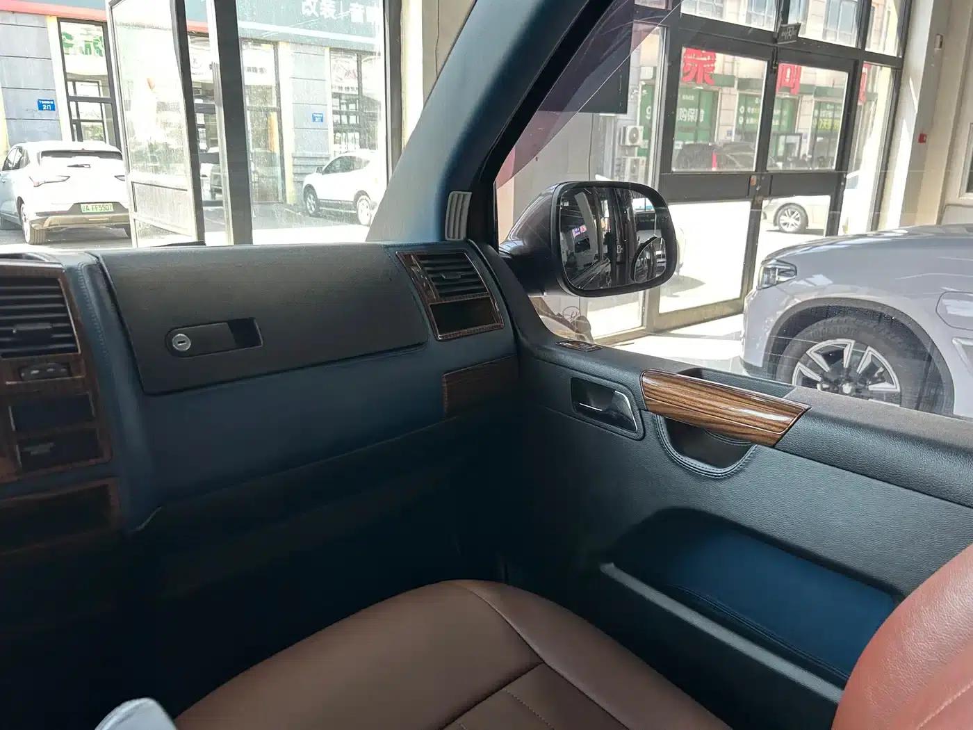 Caravelle 2014 2.0TSI 4WD Comfort Edition — миниатюра 14