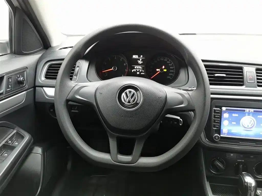 Lavida Gran Turismo 2015 1.6L Automatic Fashion Edition — миниатюра 11