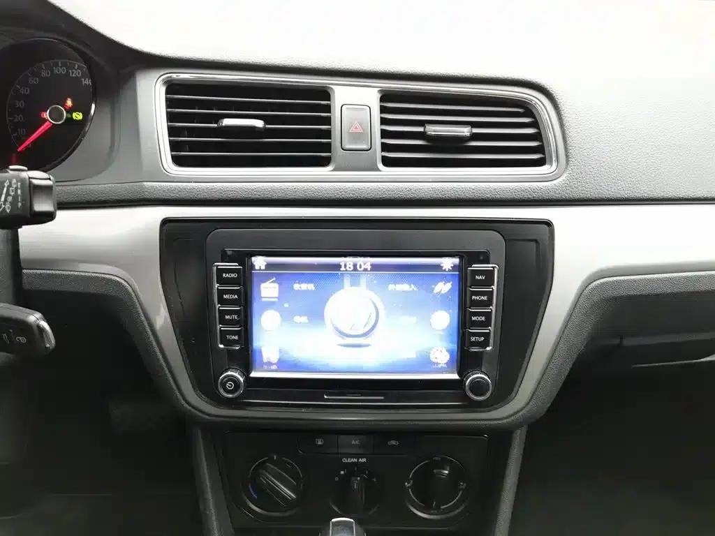 Lavida Gran Turismo 2015 1.6L Automatic Fashion Edition — миниатюра 12
