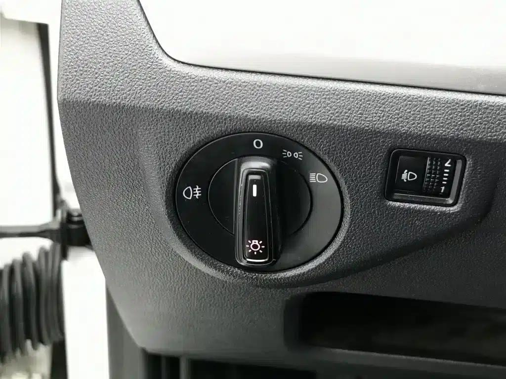 Lavida Gran Turismo 2015 1.6L Automatic Fashion Edition — миниатюра 21