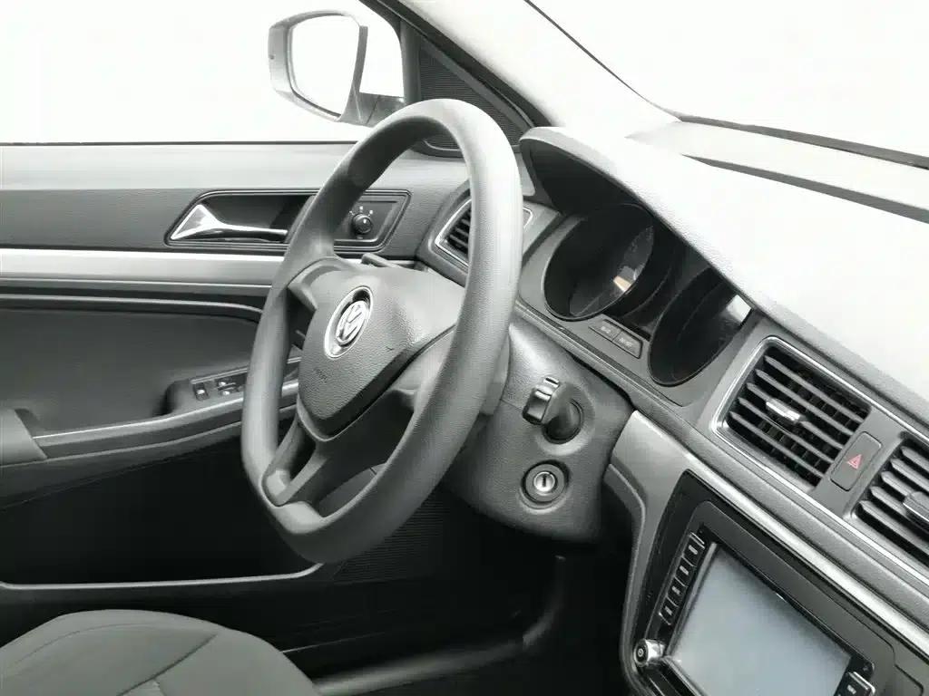 Lavida Gran Turismo 2015 1.6L Automatic Fashion Edition — миниатюра 22