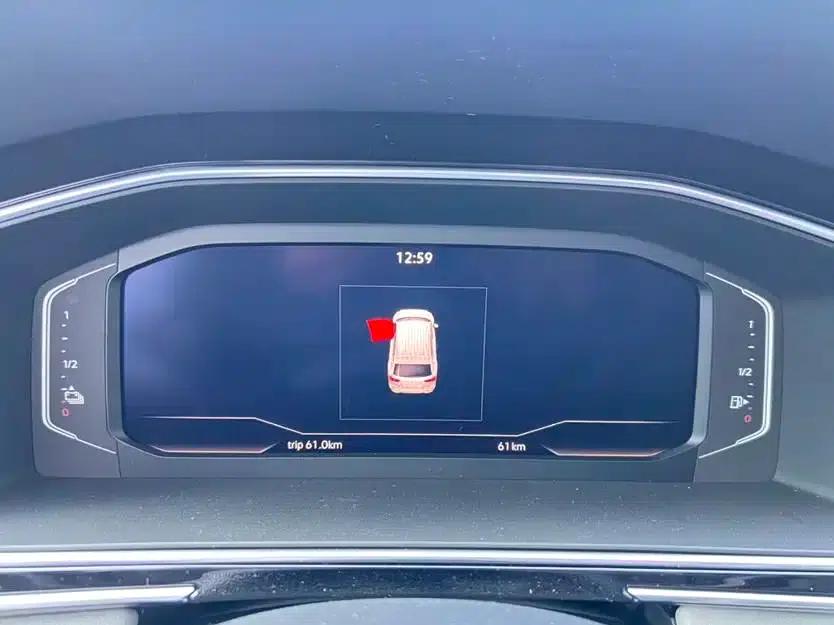 Tiguan L PHEV 2023 430PHEV Plug-in Hybrid Premium Edition — миниатюра 14