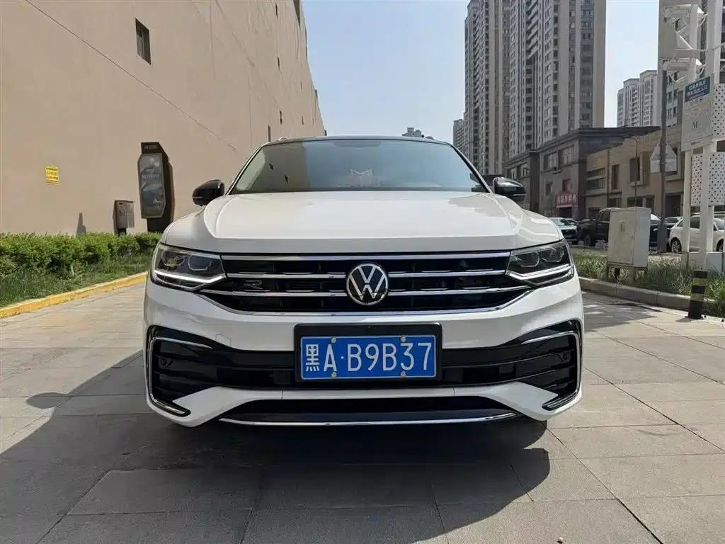 Tiguan X 2022 330TSI 2WD Flagship Edition — миниатюра 1