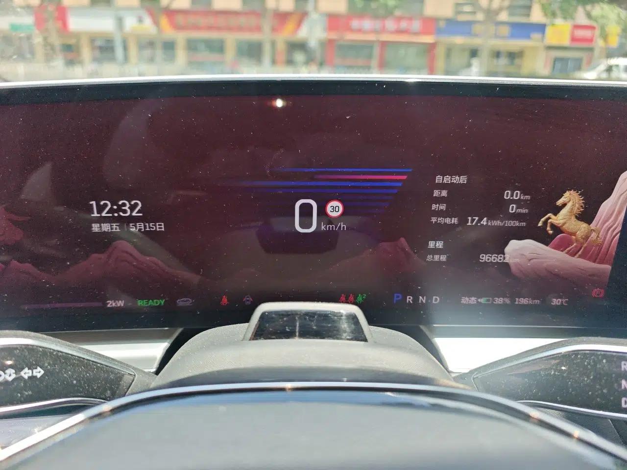 Cadillac LYRIQ 2022 Rear-Drive Long-Range Luxury Edition — миниатюра 12