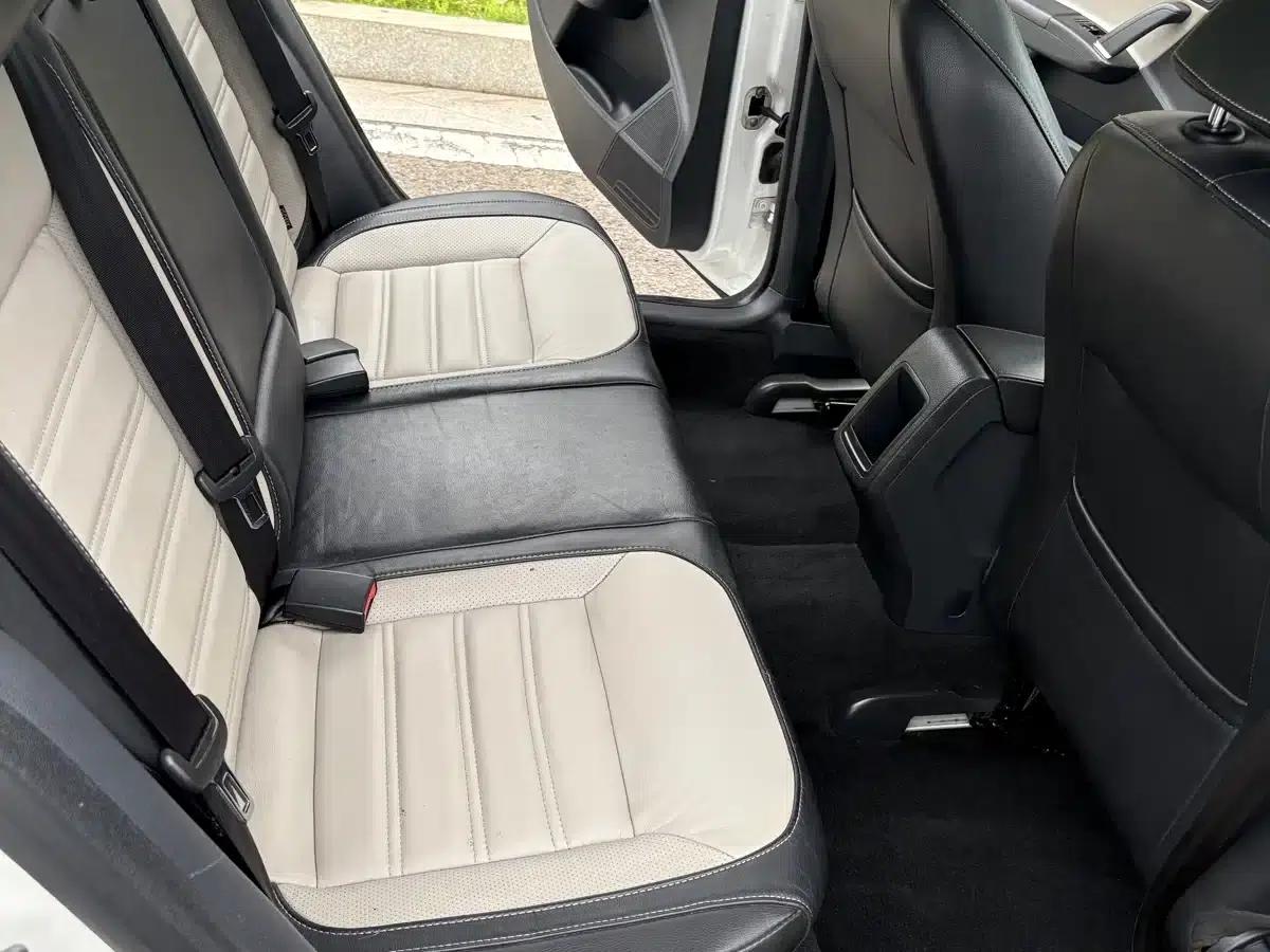 Volkswagen Lavida Cross 2014 1.6L Automatic — миниатюра 13