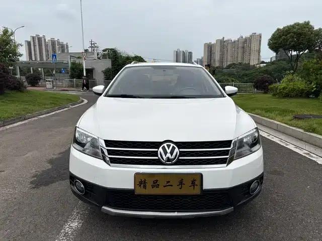 Volkswagen Lavida Cross 2014 1.6L Automatic