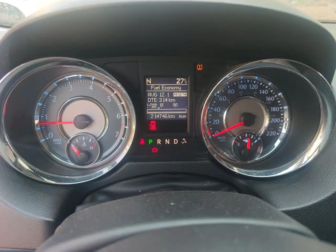 Chrysler Grand Voyager 2014 3.6L Comfort Edition — миниатюра 12