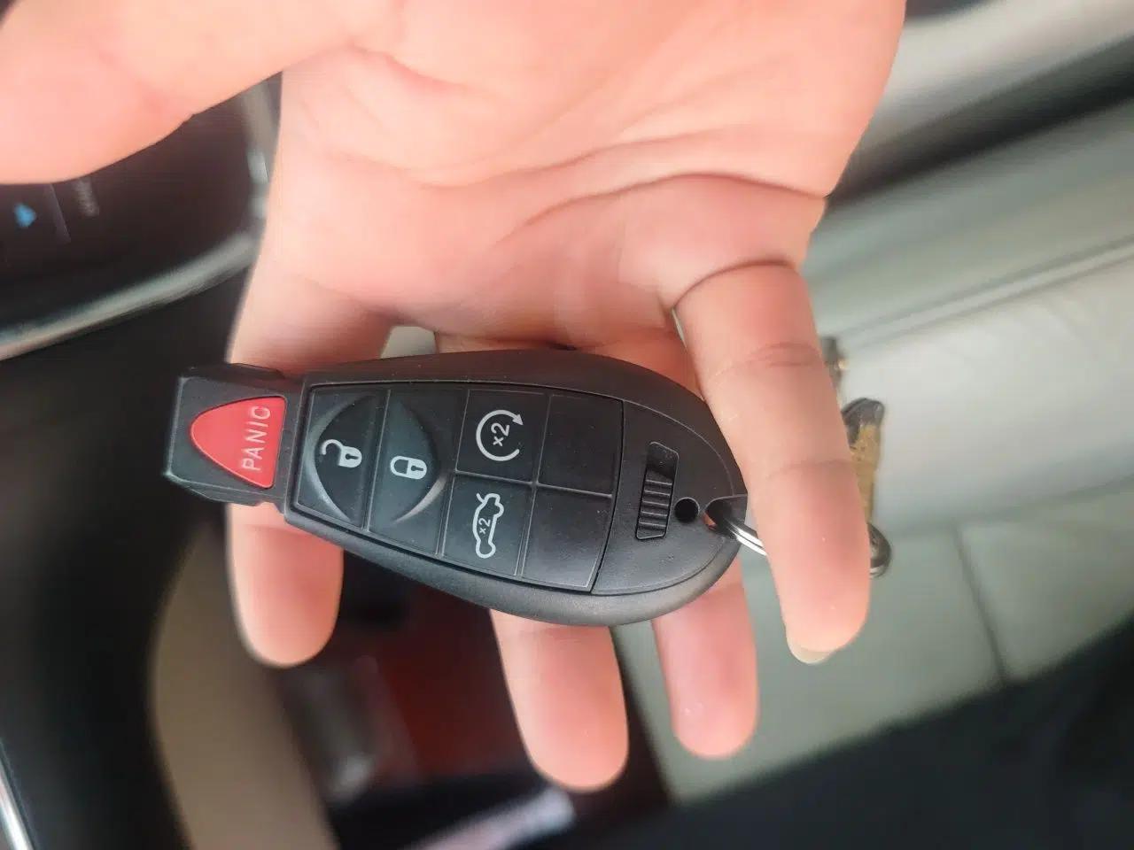 Chrysler Grand Voyager 2014 3.6L Comfort Edition — миниатюра 9