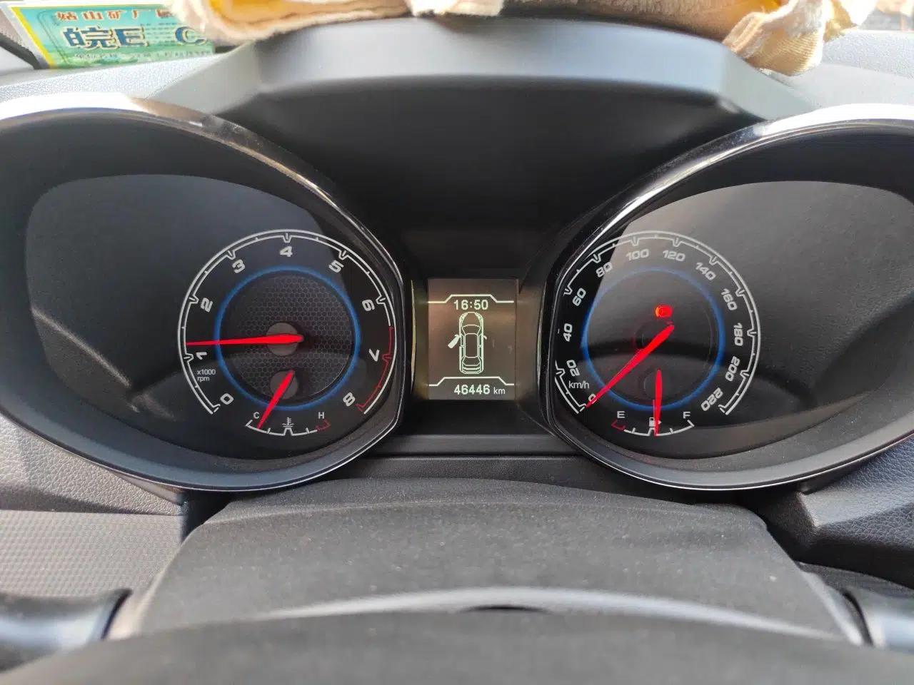 Cowin X5 2019 1.5T Manual Smart Edition China VI Standard — миниатюра 12
