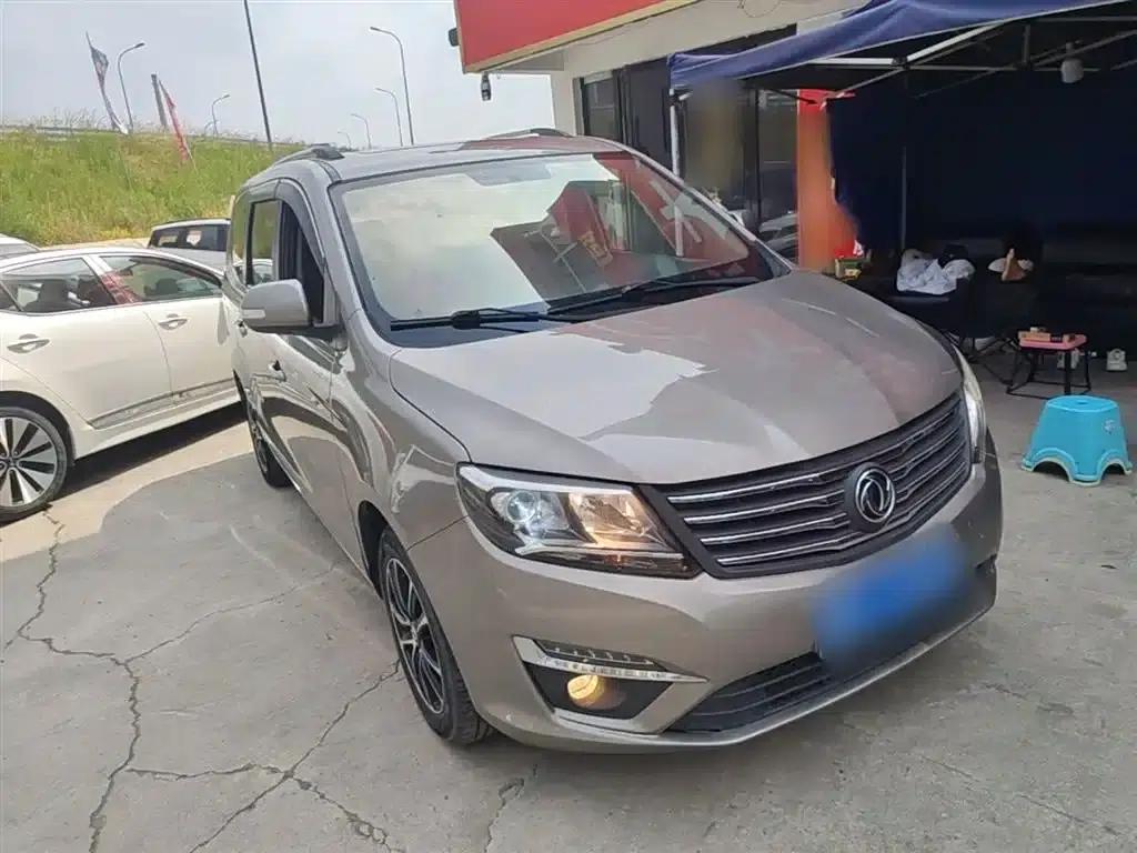 Fengxing S500 2017 1.5L Manual Deluxe Edition — миниатюра 4