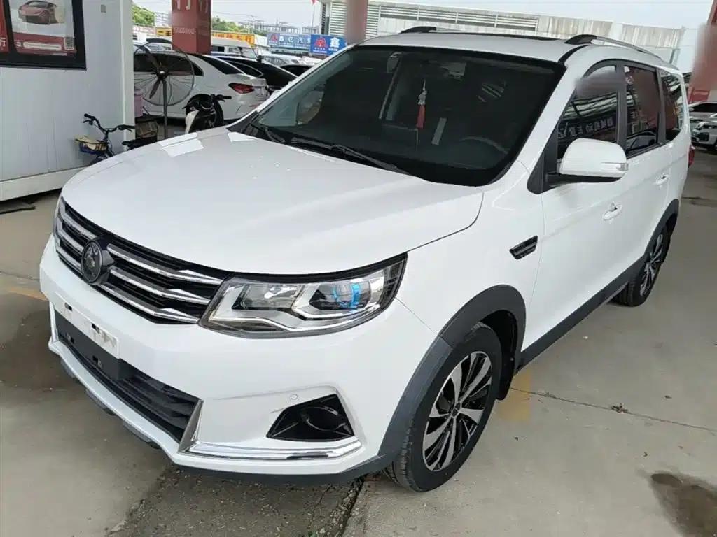 Fengxing SX6 2022 1.6L Manual Deluxe - Youth Edition — миниатюра 2