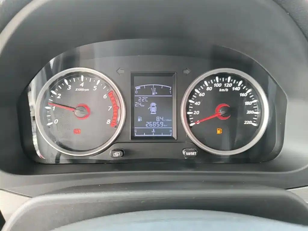 Fengxing SX6 2022 1.6L Manual Deluxe - Youth Edition — миниатюра 12