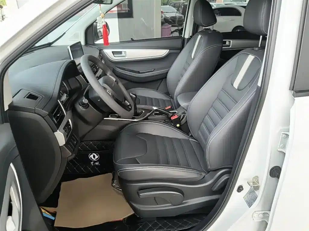 Fengxing SX6 2022 1.6L Manual Deluxe - Youth Edition — миниатюра 15