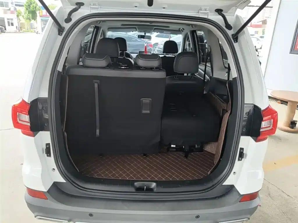 Fengxing SX6 2022 1.6L Manual Deluxe - Youth Edition — миниатюра 19