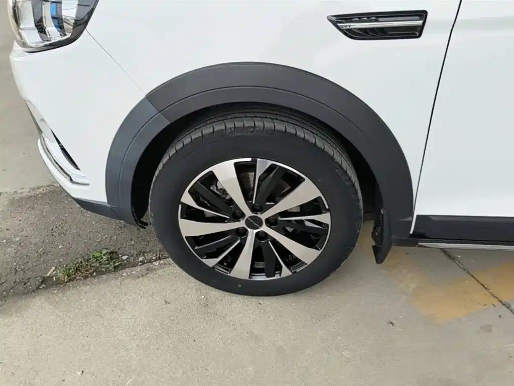 Fengxing SX6 2022 1.6L Manual Deluxe - Youth Edition — миниатюра 23