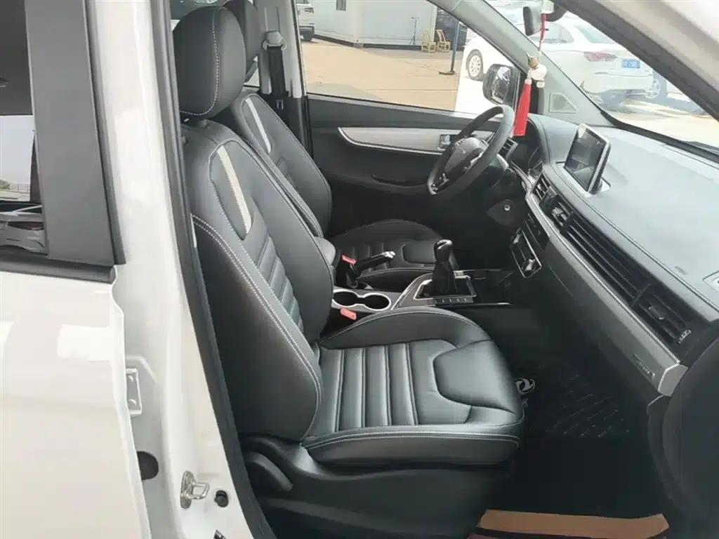 Fengxing SX6 2022 1.6L Manual Deluxe - Youth Edition — миниатюра 25