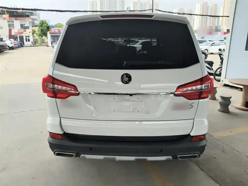 Fengxing SX6 2022 1.6L Manual Deluxe - Youth Edition — миниатюра 6