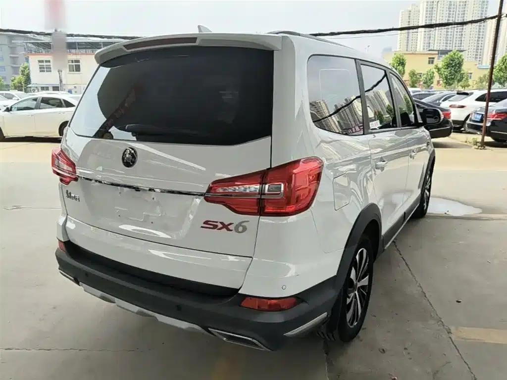 Fengxing SX6 2022 1.6L Manual Deluxe - Youth Edition — миниатюра 7