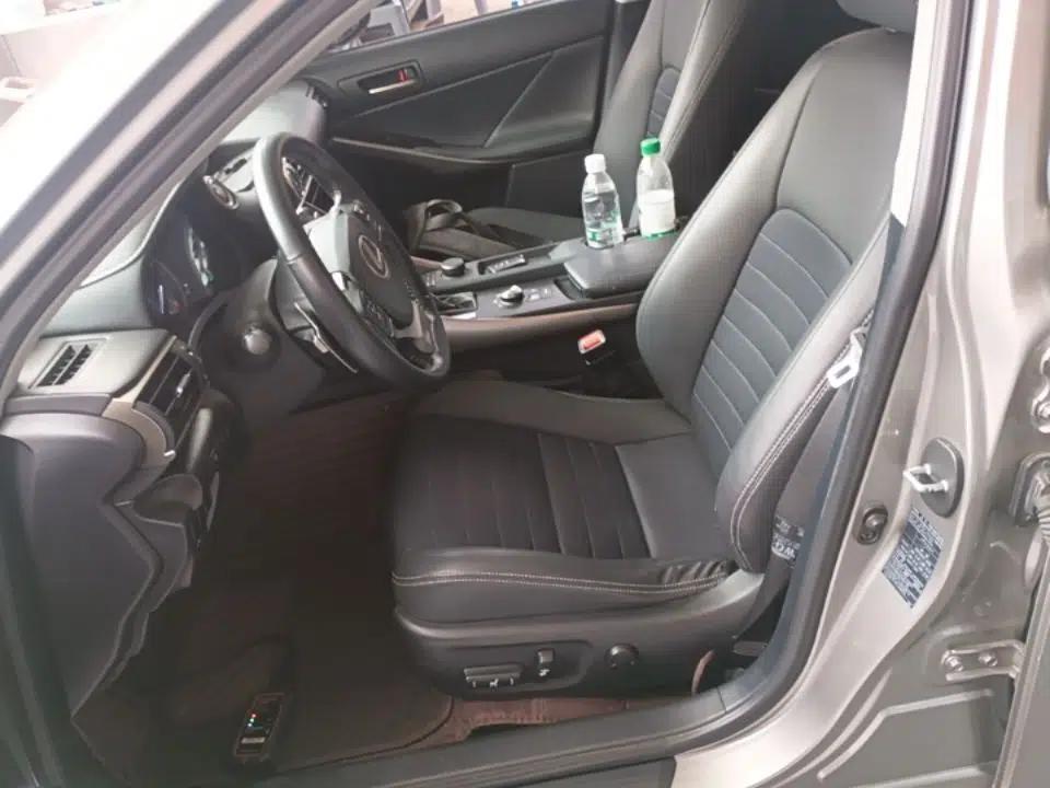 Lexus IS 2017 300 Leading Edition — миниатюра 18