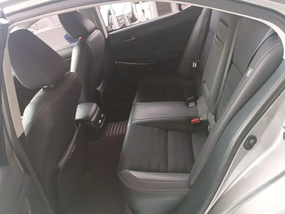 Lexus IS 2017 300 Leading Edition — миниатюра 20