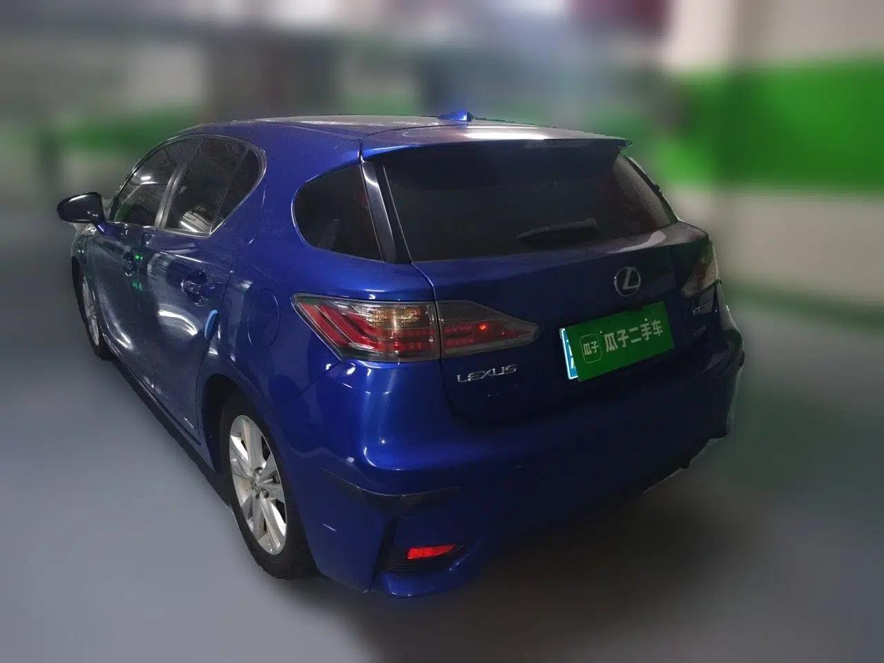 Lexus CT 2014 CT200h Comfort Edition Monochrome — миниатюра 4