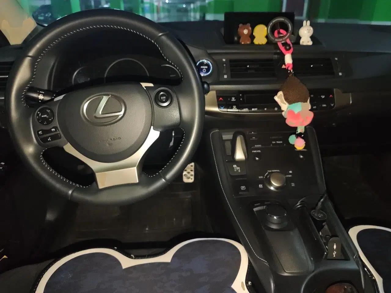 Lexus CT 2014 CT200h Comfort Edition Monochrome — миниатюра 10