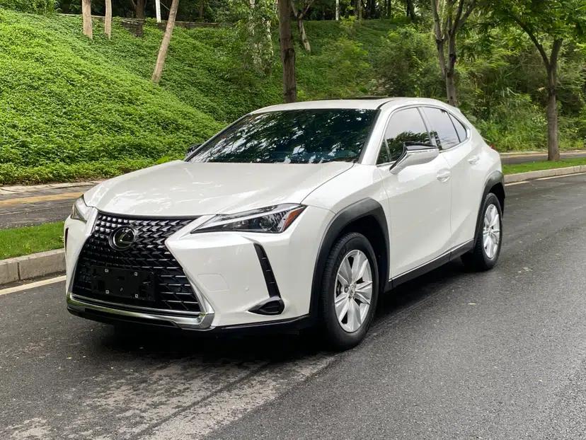 Lexus UX 2022 260h Explore-Edition — миниатюра 1
