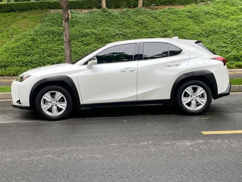 Lexus UX 2022 260h Explore-Edition — миниатюра 6