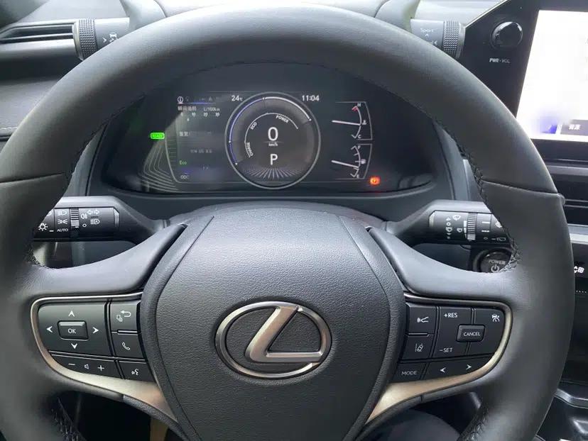 Lexus UX 2022 260h Explore-Edition — миниатюра 9