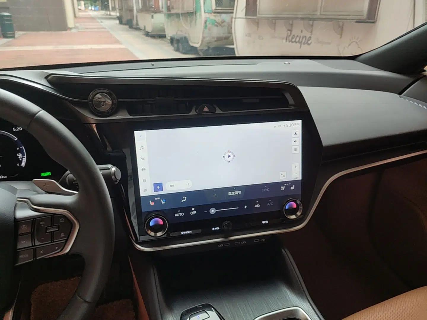 Lexus RZ 2023 450e All-Wheel Drive Luxury Edition — миниатюра 16